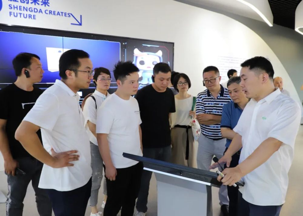 赴杭觀摩智能工廠，助力屯溪工業升級