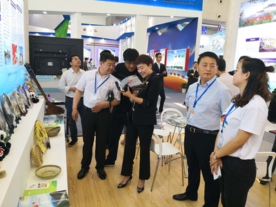 我縣參加第三屆絲綢之路國際博覽會成果豐碩，經貿合作與產業咨詢實現新突破